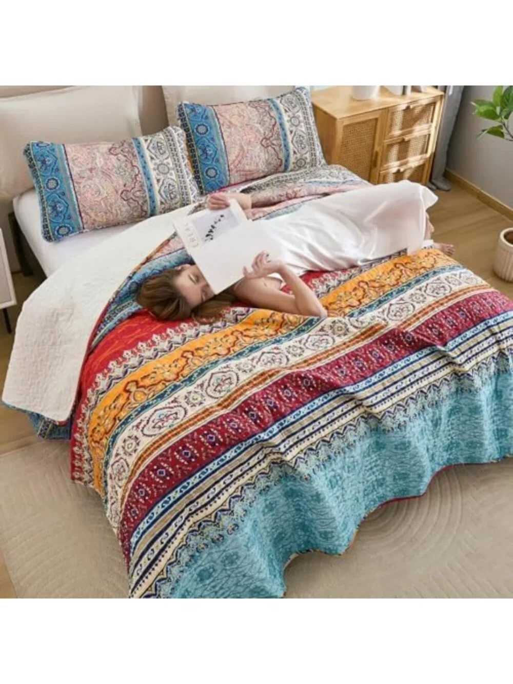Boho King Size Quilt Set - 3 Piece Bedspread in Blue & Beige, Cozy Bedding